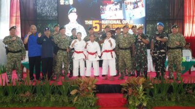 Pangdivif 2 Kostrad Membuka Jalannya Turnamen The 5 th National Open Karate Championship  2024