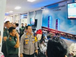 Pangdam II/Sriwijaya Mayjen TNI Yanuar Adil Mendadak Datangi Mapolrestabes Palembang, Ada Apa.
