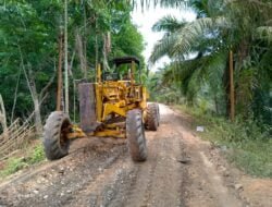 Untuk Membantu Program Pemerintah Satgas TMMD Melakukan Pengerjaan Fisik Pada Pembukaan Jalan Baru