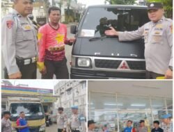 Berikan Himbauan Kepada Pengemudi Dengan Pemasangan Stiker Operasi Keselamatan 2024