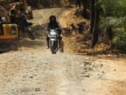 Andi: Semenjak Dikerjakan Satgas TMMD Jalan Menuju Desa Sebelah Sudah Bagus Dan Nyaman Untuk Dilewati