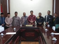 Pj. Sekda dan Ketua LP2M UIN Ar-Raniry Diskusi Terkait Teknis Kegiatan KPM
