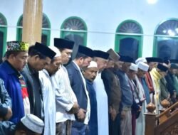 Laksanakan safari subuh, Pj. Bupati Haili Yoga Ajak Masyarakat Gemar Membaca Al-Qur’an