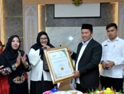 Terima Penghargaan Predikat Akreditasi Paripurna, Pj. Bupati : Terus Bersinergi Dalam Memberikan Pelayanan Terbaik