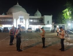 Berikan Rasa Aman Saat Beribadah, Jajaran Polres Pidie Lakukan Pengamanan Ibadah Shalat Tarawih