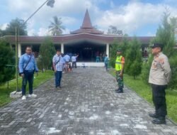Personel Polsek Tumpang Lakukan Pengamanan Ibadah Perayaan Paskah 2024