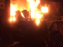 Jelang Sahur Rumah Abdul karim di Talang Bubuk Dilalap Sijago Merah