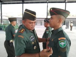 Dandim 0102/Pidie Memimpin Upacara Kenaikan Pangkat dan Pembagian THR Prajurit 0102/Pidie