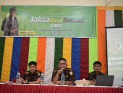Jaksa Masuk Sekolah, kajari bireuen Beri materi UU ITE Dan Tupoksi Kejaksaan.