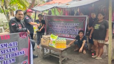 Peduli Korban Banjir, LSM Garda Timur Indonesia Distribusikan Bantuan Sembako Ke Korban Bencana Banjir
