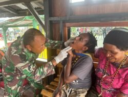 Kembali Satgas Yonif 509 Kostrad Berikan Layanan Kesehatan Untuk Masyarakat Intan Jaya