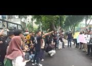 Ratusan Elemen Jurnalis Kota Medan Geruduk Kantor DPRD Sumut, Tolak RUU Penyiaran