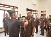 Kajari Bireuen Munawal, Hadi, S.H.,M.H ,Lantik Kasi Pidum Baru