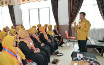 Hadiri Wisuda Akademia Paradigta Kewirausahaan, Pj. Bupati : perempuan penggerak Ekonomi