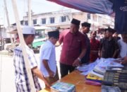 Haji Sulaiman Tole Bantu Seragam Sekolah Santri Korban Kebakaran Ponpes Dayah Al-Maimanah