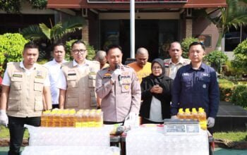 Polisi Bongkar Produsen ‘Minyak Kita’ Palsu Beromzet Ratusan Juta Rupiah di Malang