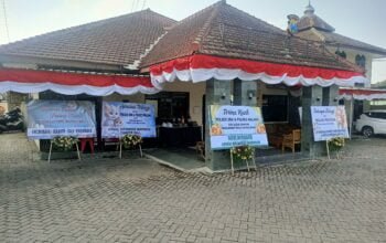 Polres Malang Banjir Karangan Bunga, Dukung Polisi Tindak Tegas Penganiaya Satwa