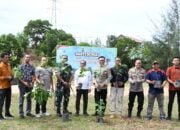 Polres Aceh Timur Gelar Bakti Sosial Tanam 1.000 Pohon