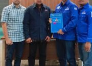 Pandi Sikel Terima Surat Tugas Dari Partai  Demokrat