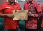 Raidin Pinim Resmi Terima Surat Tugas Konsolidasi dari Partai  PDI- P