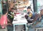 Jaga Hubungan Baik, Babinsa Posramil Peusangan Selatan Anjangsana Bersama Masyarakat Desa Binaan.