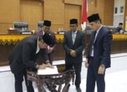 Plh Bupati Pidie Drs.Samsul Azhar Hadiri Rapat Paripurna Di Gedung DPRK Pidie