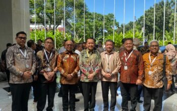 Wali Kota A Hanan Hadiri Seminar Nasional Penyampaian LHP BPK RI di Jakarta