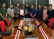 SPM Aceh Datangi DPP Partai Aceh Serahkan Pertanyaan Sikap, Tuntutan Agar Partai Tidak Beri Rekomendasi Ke Calon Bupati/Walikota Terindikasi Korupsi.