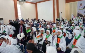 Sebanyak 360 Jemaah Haji Kloter 17 Asal Kota Medan dan Kota Binjai Tiba di Bandara Internasional Kualanamu