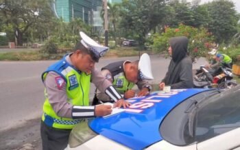 Hari Pertama Operasi Patuh Toba 2024 Polres Pelabuhan Belawan Keluarkan 10 Tilang dan 15 Surat Teguran
