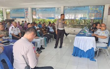 Sat Lantas Polresta Deli Serdang Bersama Forum Lalu Lintas Laksanakan Sosialisasi dan Pemasangan Rambu Himbauan