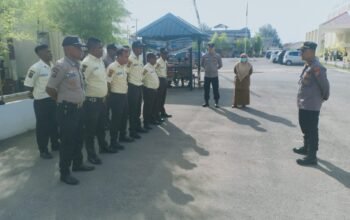 Membangun Kedisiplinan: Kasat Binmas Polres Pidie Jaya Adakan Bimbingan bagi Anggota Satpam