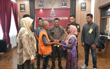 Kajari Bireuen damaikan Perkara Penganiayaan Di blang Tambu