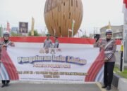 Polwan Polres Pidie Bagikan Souvenir Dan Coklat Untuk Pengendara