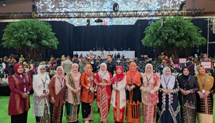 Pj Ketua Dekranasda Pidie Hadiri Pameran Kriyanusa 2024 di JCC