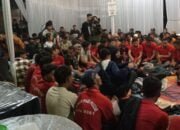 Didong Jalu Persedia Mude Vs Siner Pagi,Di Kampung Mungkur,di padati Penonton.