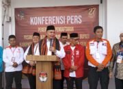 Ribuan Masa Antarkan Salim Fakhri – Al Hilal Mendaftar ke Kantor KIP Agara