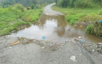 Jalan Bale Musara Rusak Parah Pemerintah Terkesan Tutup Mata