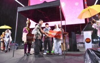 Meski Diguyur Hujan Pesona Pesisir Timur Aceh Resmi Ditutup