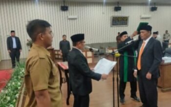 Muzakir Resmi Menjabat Sebagai Anggota DPR K Kota Langsa