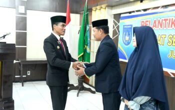 Suriyatno AP.MSP. Resmi Dilantik dan Pengambilan Sumpah Janji Jabatan