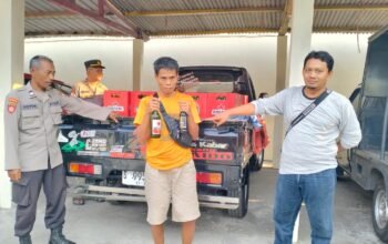 Polisi Jombang Gagalkan Pengiriman Ratusan Botol Miras Berbagai Merk