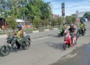 Patroli Keliling Gampong, Babinsa Edukasi Keamanan Cegah Konflik di Masyarakat Jelang Pilkada