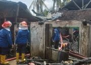 Sijago Merah Hanguskan 3 Rumah di Kelurahan Talang Putri Palembang