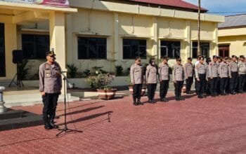 Wakapolres Langsa Pimpin Apel Pagi dan Mengajak Seluruh Personil Polres Langsa Tingkatkan Pelayanan Serta Kesiapan Jelang Hari Pemilihan
