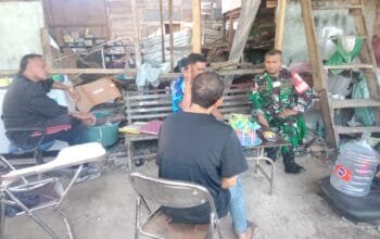 Pererat Silaturahmi, Babinsa Komsos Dengan Warga Desa Binaan