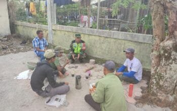 Bentuk Kedekatan Babinsa Terhadap Warga Desa Binaan