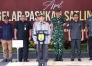 Pemko Banda Aceh Serahkan 670 Anggota Linmas Kepada Polresta