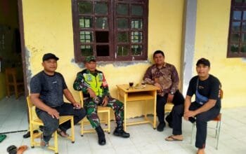 Wujud Komitmen TNI Dalam Mendukung Keamanan Wilayah, Ini Yang Dilakukan Serma Sarno Babinsa Koramil 09 Ketol