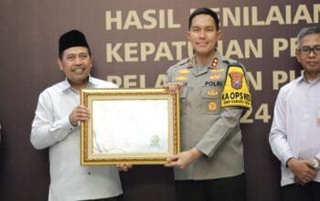 Polres Jombang Meraih Penghargaan Kepatuhan Pelayanan Publik